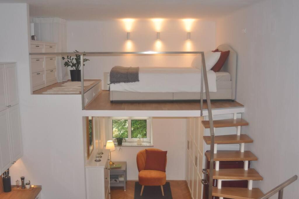 Jane'S Place, Experience The Atmosphere Of A Historic Villa & Free Parking Laibach Exterior foto